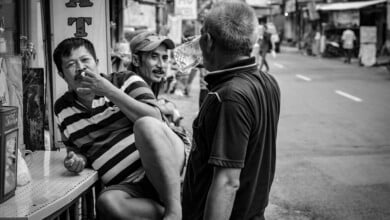 القصة المجتمع