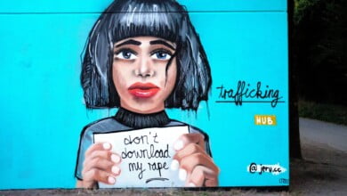 Jens Rudischhauser Spraypaint Smaller