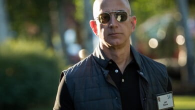 Jeffrey Preston Bezos