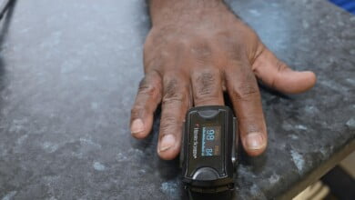 عنصرية الاجهزة الطبية